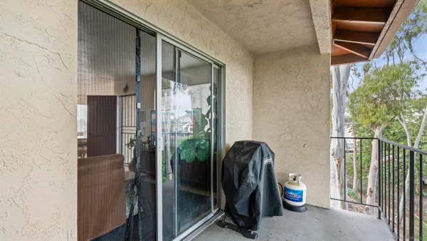 $949,999 | 1702 East 7th Street, National City, CA 91950