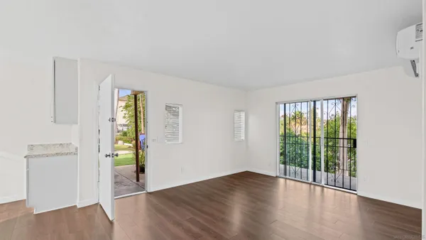 $949,999 | 1702 East 7th Street, National City, CA 91950