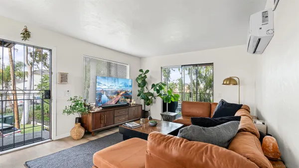 $949,999 | 1702 East 7th Street, National City, CA 91950