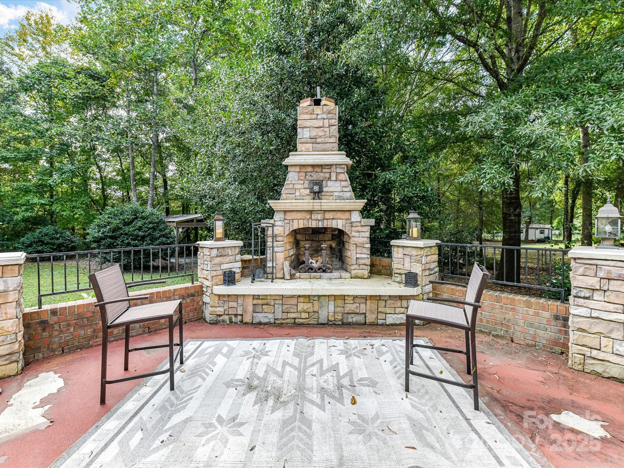 9032 Possum Hollow Road Fort Mill, SC 29707 - Photo 43 of 48 Gallery Image 43