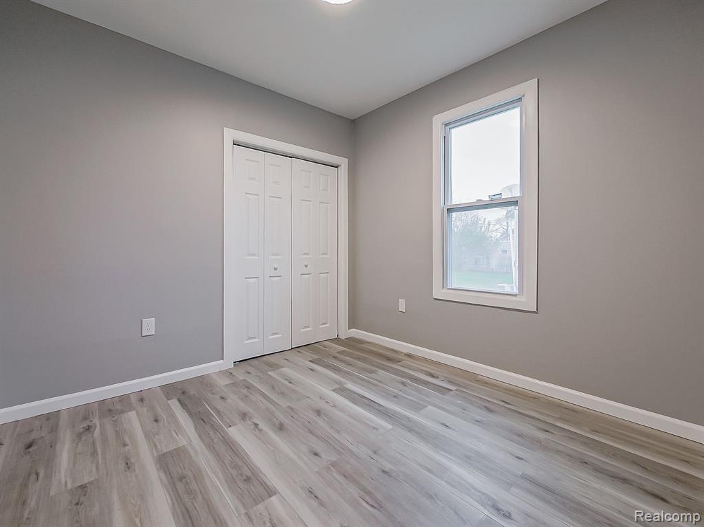 24 Alexander Street River Rouge, MI 48218 - Photo 14 of 29