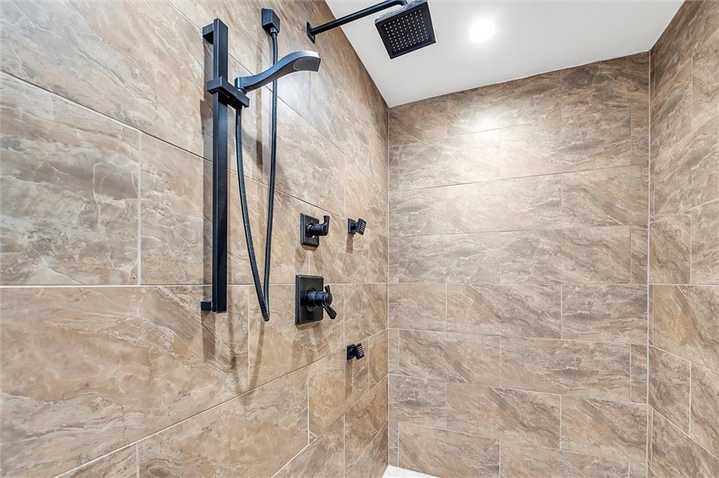 5529 Raleigh Street Pittsburgh, PA 15217 - Photo 19 of 25