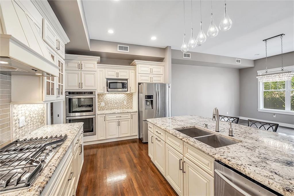 5529 Raleigh Street Pittsburgh, PA 15217 - Photo 6 of 25