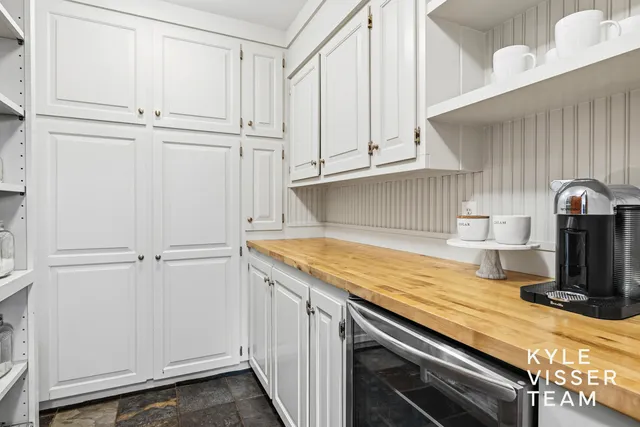 $1,350,000 | 10479 Braska Avenue Southeast, Middleville, MI 49333