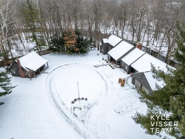 $1,350,000 | 10479 Braska Avenue Southeast, Middleville, MI 49333