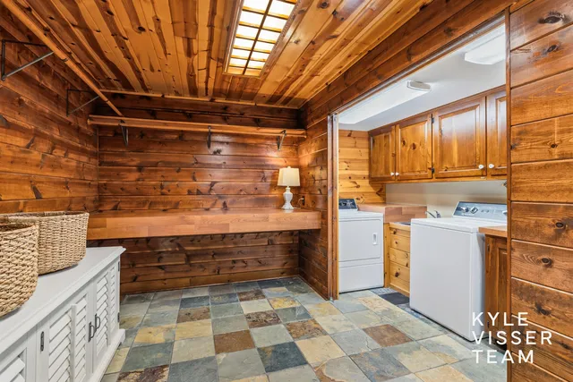 $1,350,000 | 10479 Braska Avenue Southeast, Middleville, MI 49333