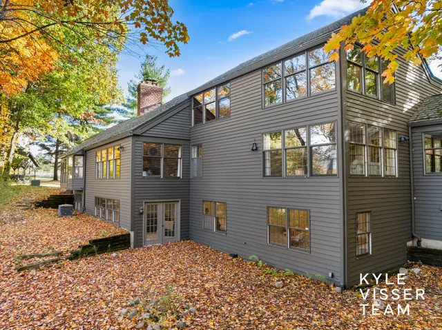 $1,350,000 | 10479 Braska Avenue Southeast, Middleville, MI 49333