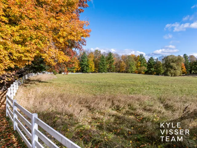 $1,350,000 | 10479 Braska Avenue Southeast, Middleville, MI 49333