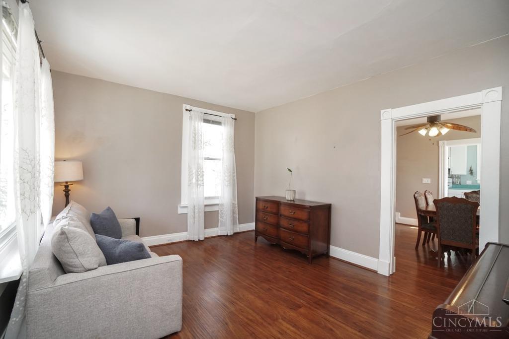1382 Voll Road Cincinnati, OH 45230 - Photo 6 of 40 Gallery Image 6