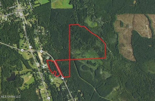 $301,950 | 35 Highway 35, Vaiden, MS 39176