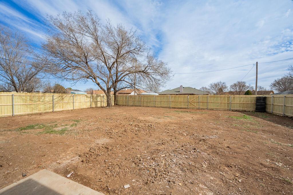 8113 Marni Trail Amarillo, TX 79110 - Photo 25 of 28 backyard 1