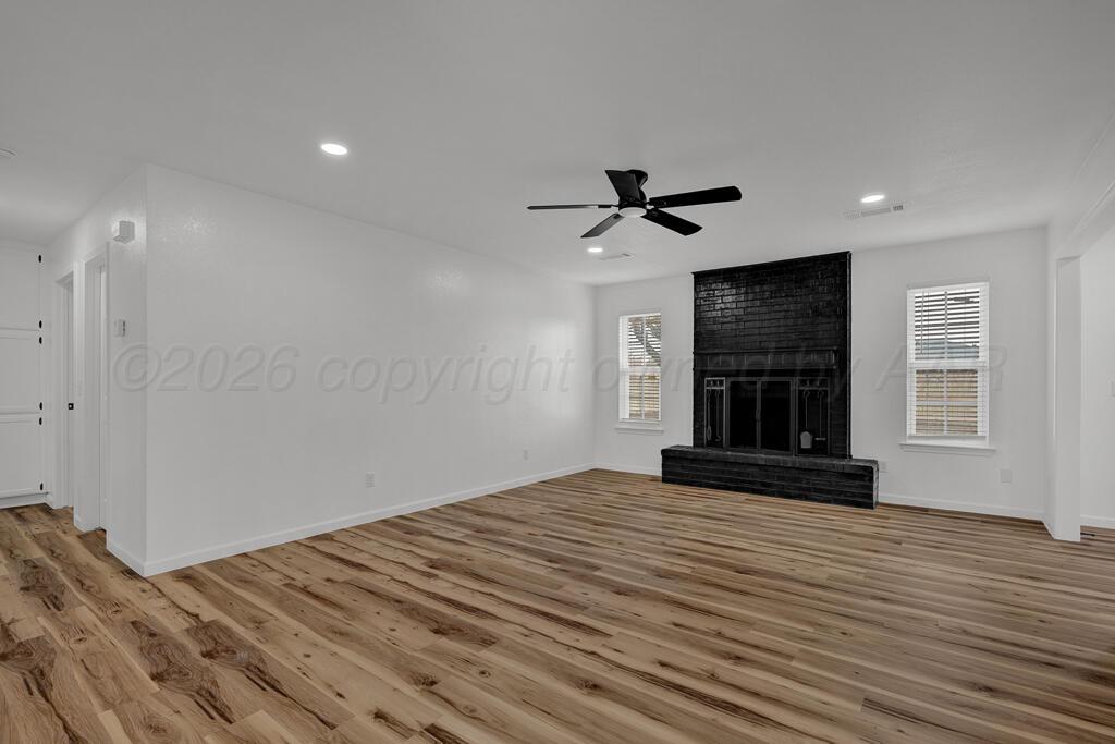 8113 Marni Trail Amarillo, TX 79110 - Photo 5 of 28 living room 1