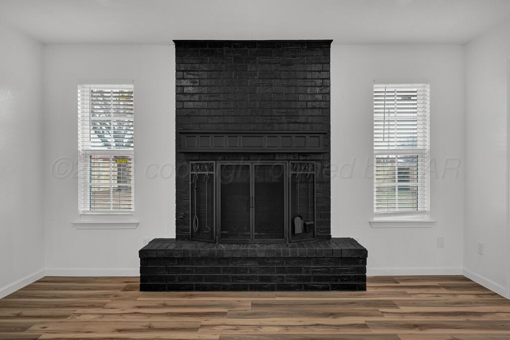 8113 Marni Trail Amarillo, TX 79110 - Photo 7 of 28 living room 2