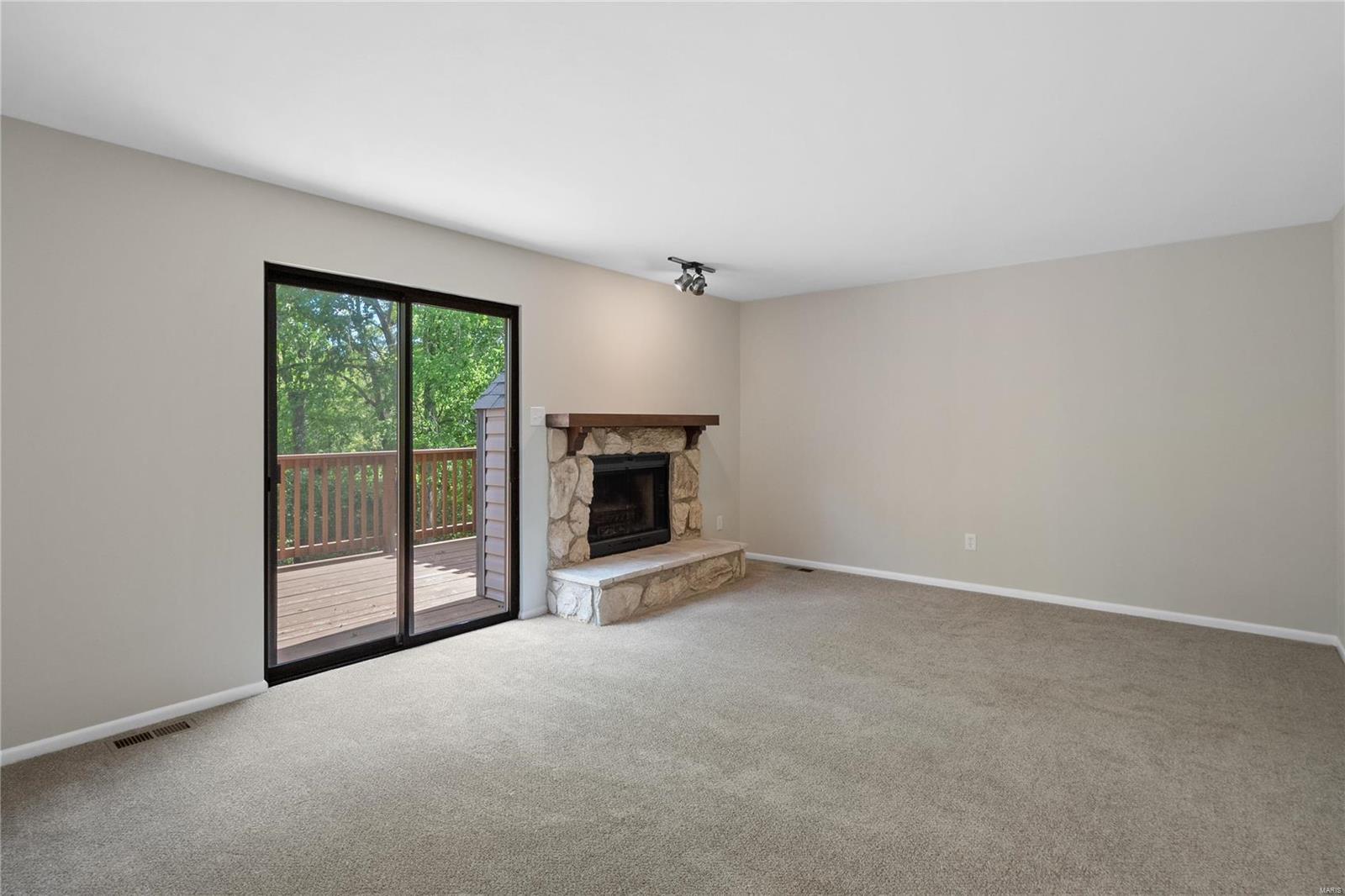 736 Windy Ridge Drive Ballwin, MO 63021 - Photo 6 of 21