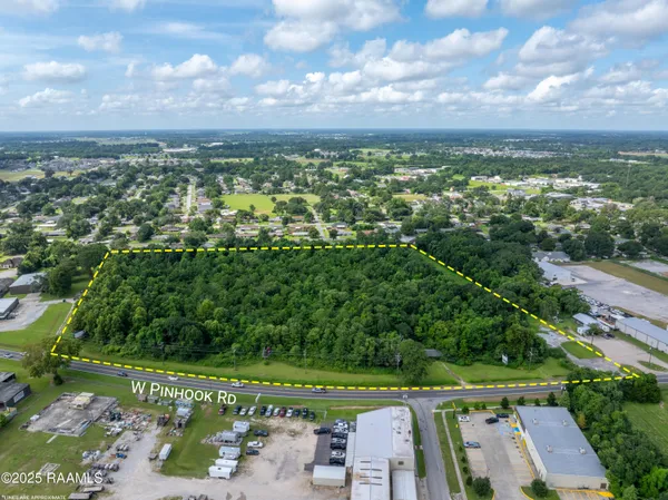 $1,050,000 | 3744 West Pinhook Road, Broussard, LA 70518