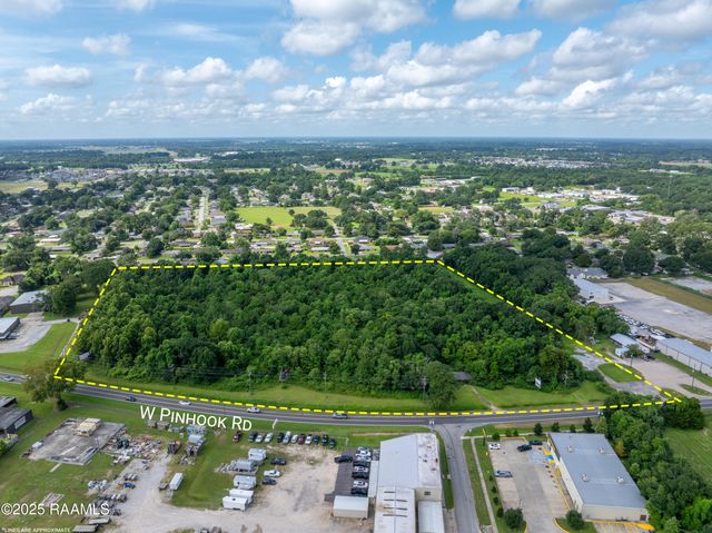 $1,050,000 | 3744 West Pinhook Road, Broussard, LA 70518