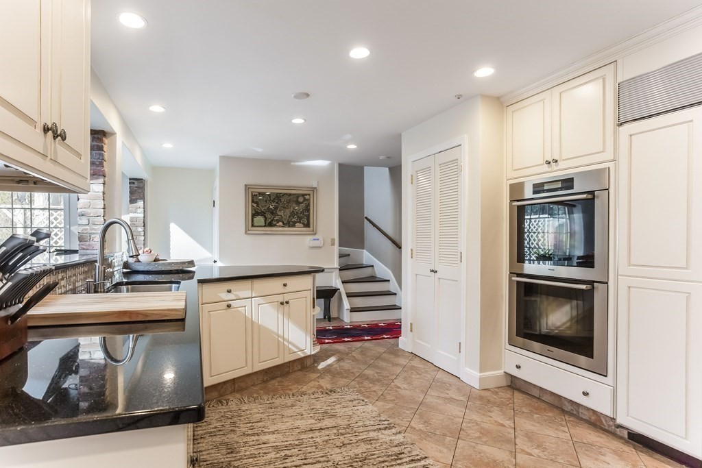 116 Normandy Road Longmeadow, MA 01106 - Photo 13 of 40 Gallery Image 13