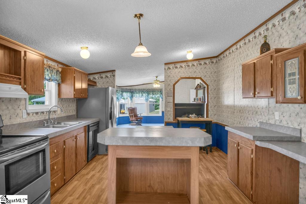 90 East Stagecoach Road Cross Hill, SC 29332 - Photo 15 of 38