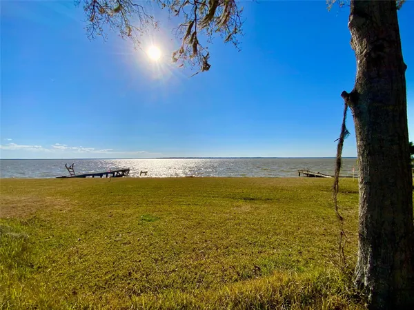 $189,000 | 796 West Cattle Drive, Onalaska, TX 77360