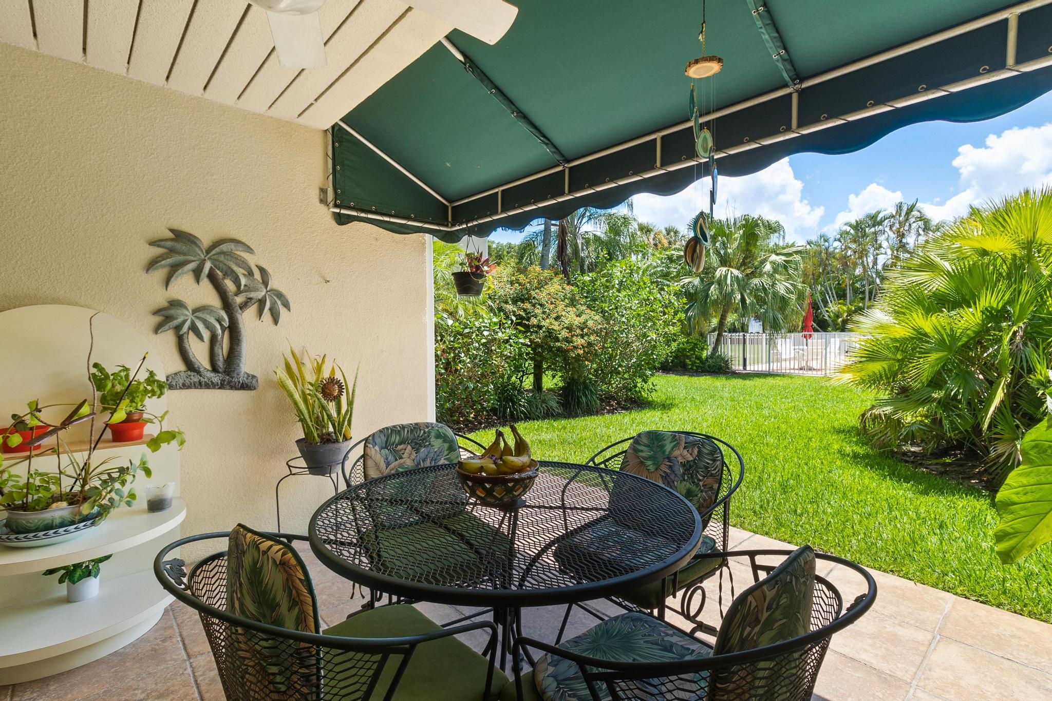 386 Golfview Road, Unit F North Palm Beach, FL 33408 - Photo 3 of 37 CZ4A7998