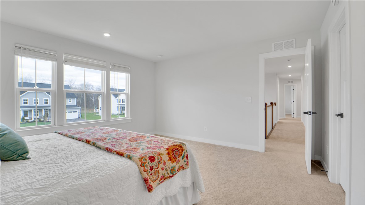 35 Robert Michaels Run Penfield, NY 14526 - Photo 34 of 50