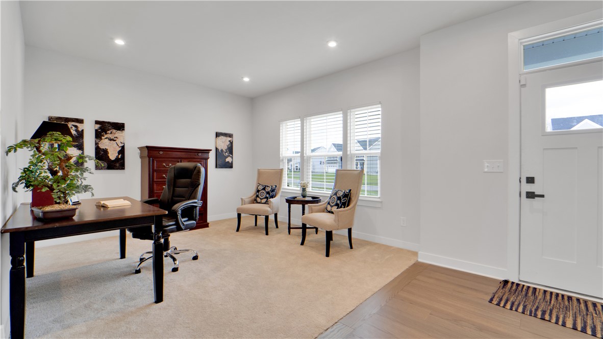 35 Robert Michaels Run Penfield, NY 14526 - Photo 6 of 50