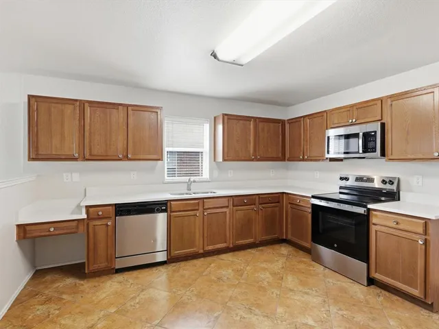 $325,000 | 1441 Erin Court, Burleson, TX 76028