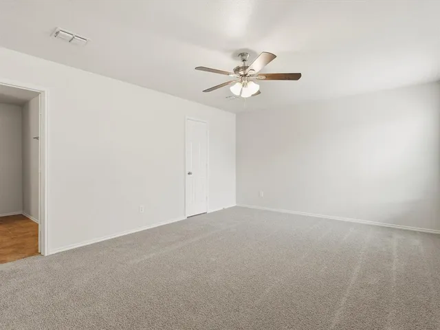 $325,000 | 1441 Erin Court, Burleson, TX 76028