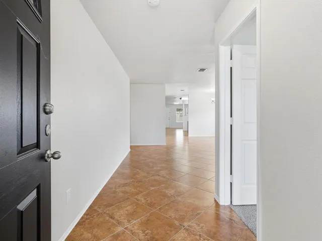 $325,000 | 1441 Erin Court, Burleson, TX 76028