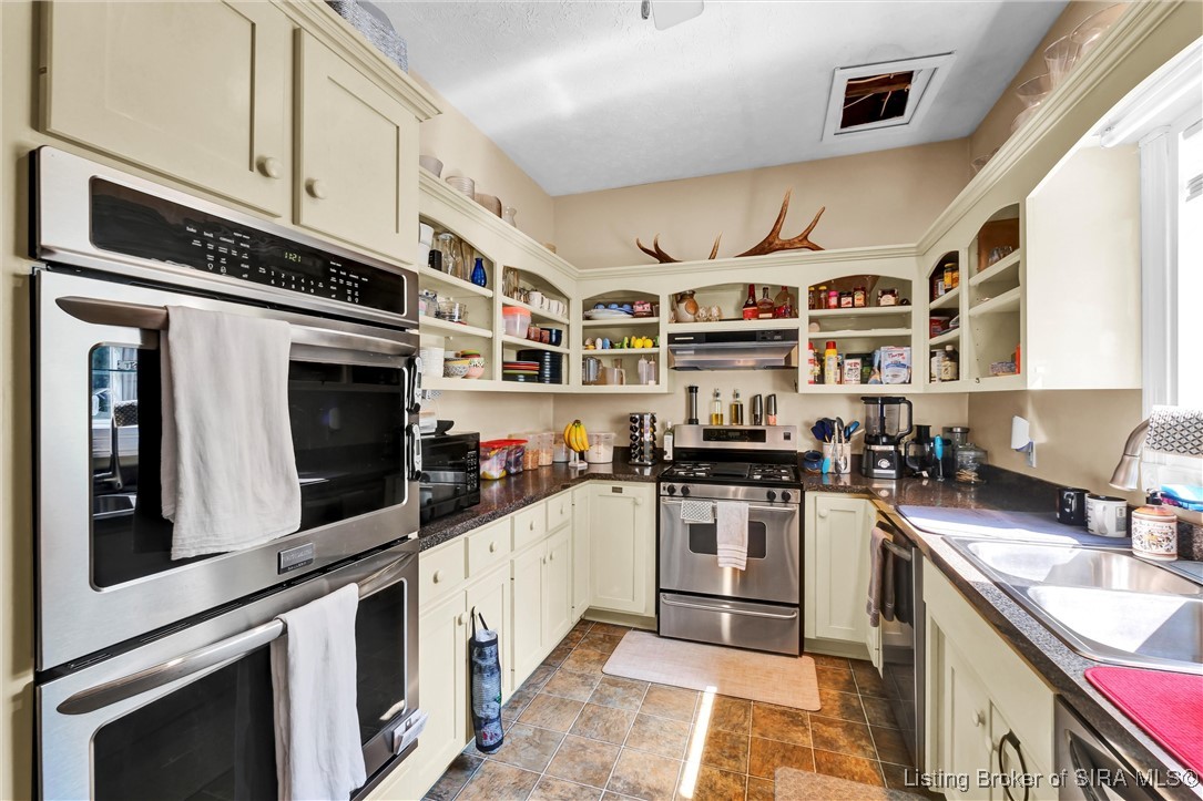 110 Holy Cross Road Loretto, KY 40037 - Photo 22 of 93