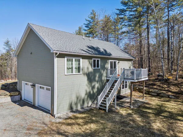 $695,000 | 21 Caldwell Lane, Sunapee, NH 03782