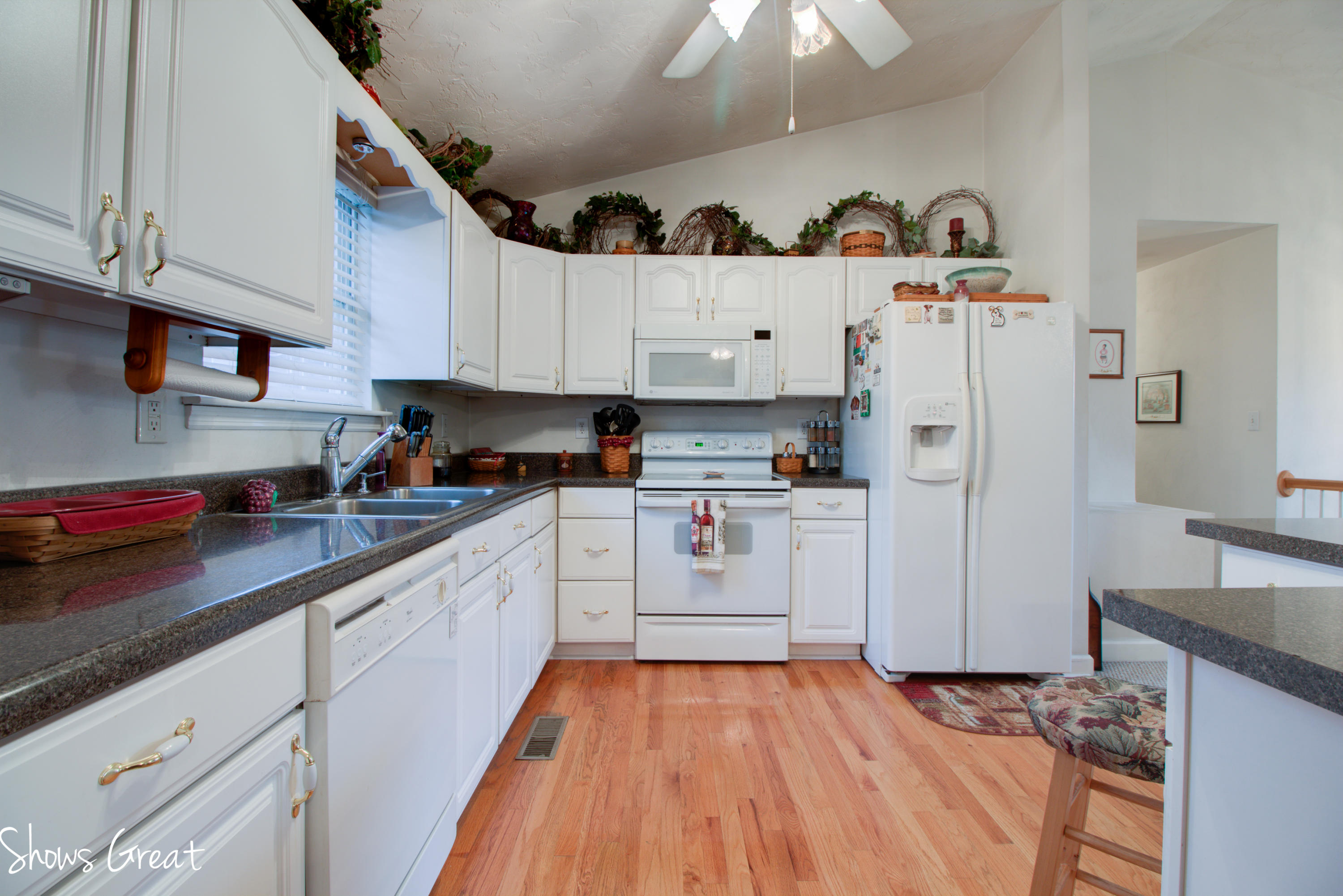 1719 Meadows Road Vinton, VA 24179 - Photo 12 of 34 _MG_9196_7_8