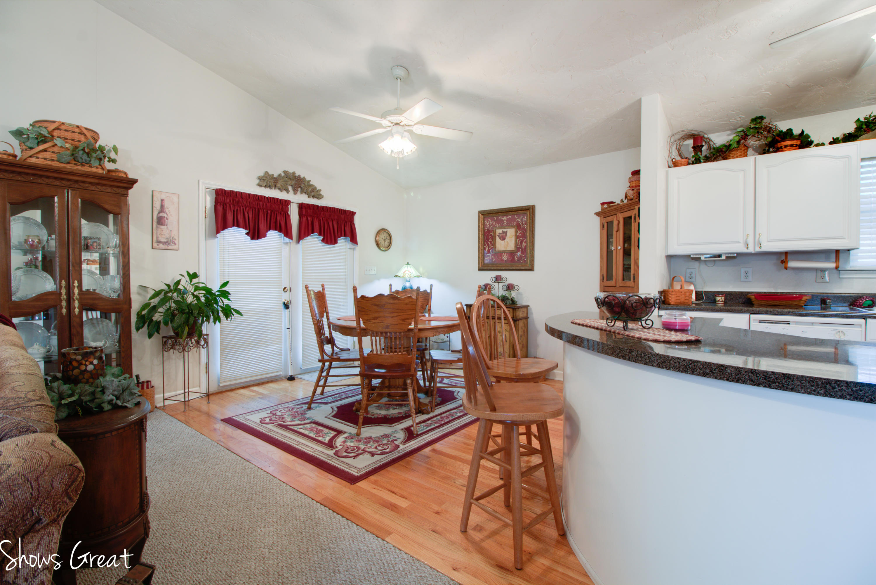 1719 Meadows Road Vinton, VA 24179 - Photo 7 of 34 _MG_9181_2_3