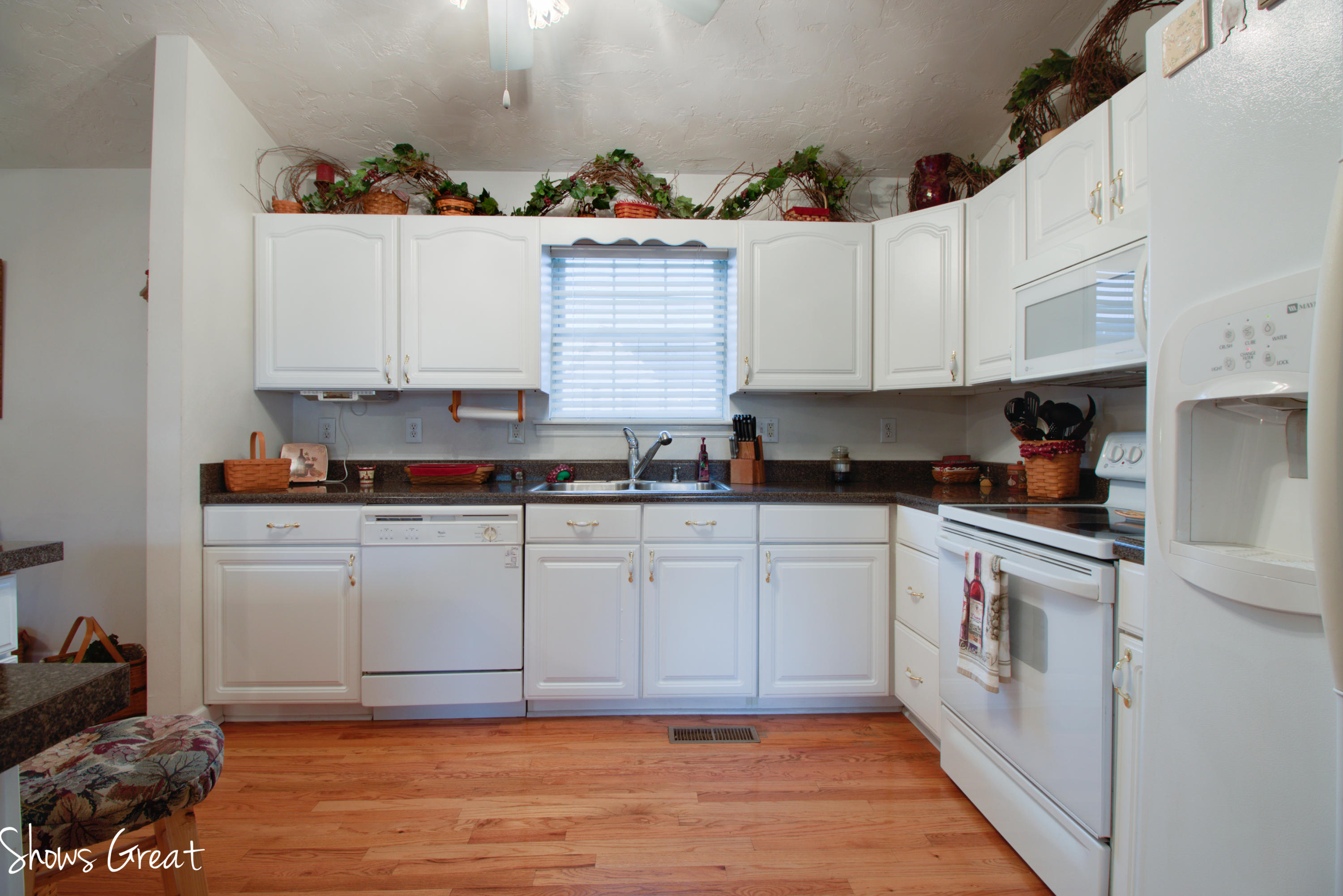1719 Meadows Road Vinton, VA 24179 - Photo 8 of 34 _MG_9184_5_6