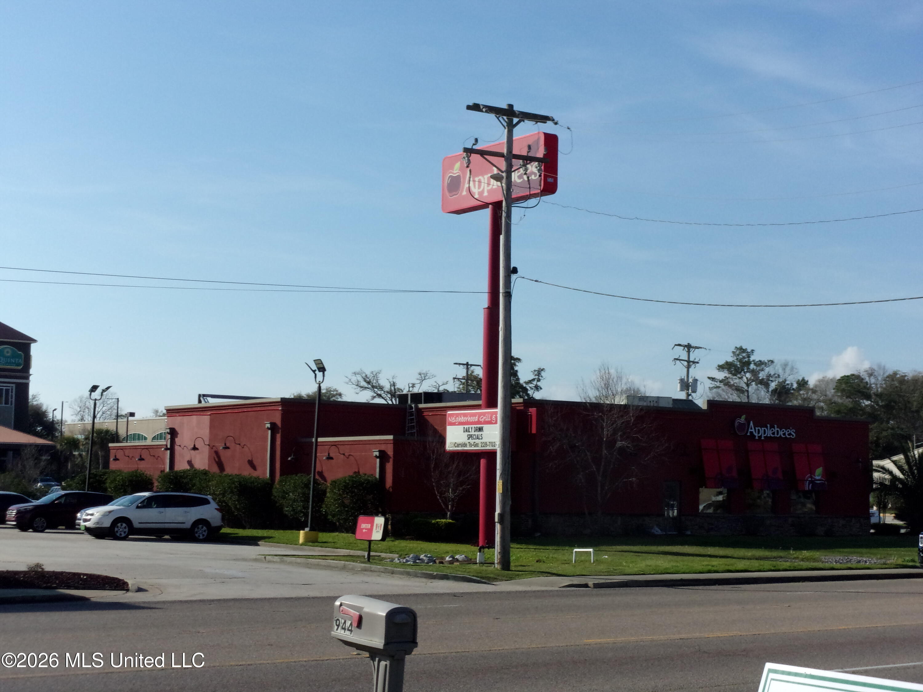 944 Cedar Lake Road Biloxi, MS 39532 - Photo 8 of 8 100_0125