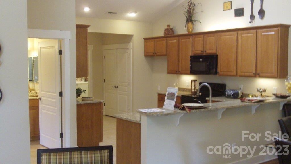 14 Brookstone Place, Unit R4 Candler, NC 28715 - Photo 14 of 23 Gallery Image 14