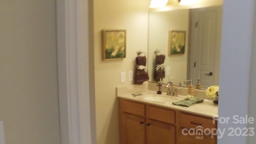 14 Brookstone Place, Unit R4 Candler, NC 28715 - Photo 16 of 23 Gallery Image 16