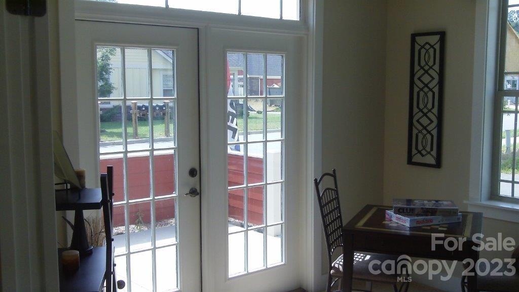 14 Brookstone Place, Unit R4 Candler, NC 28715 - Photo 6 of 23 Gallery Image 6
