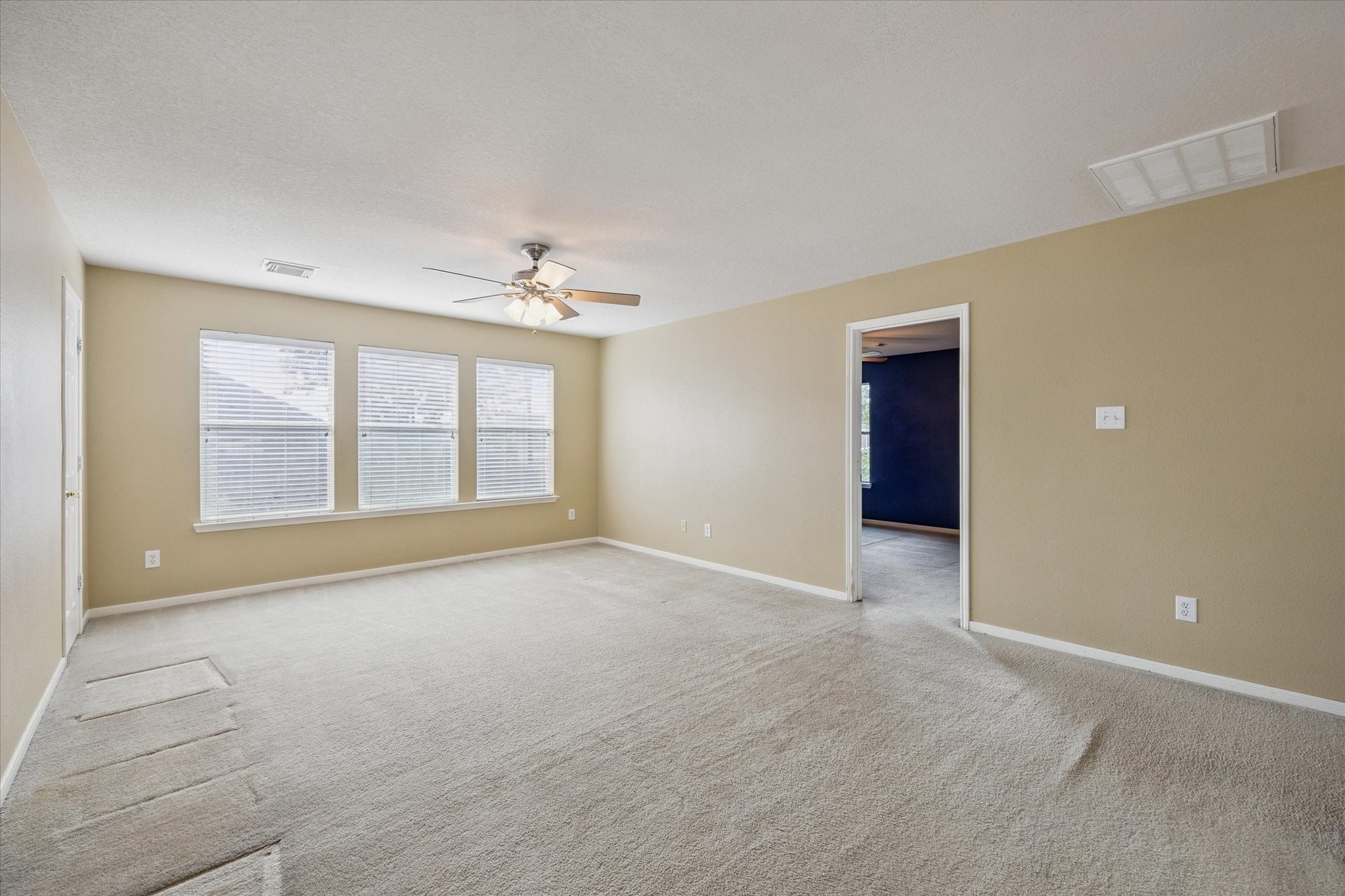 19010 Country Square Drive Houston, TX 77084 - Photo 13 of 23 a view of an empty room with a window