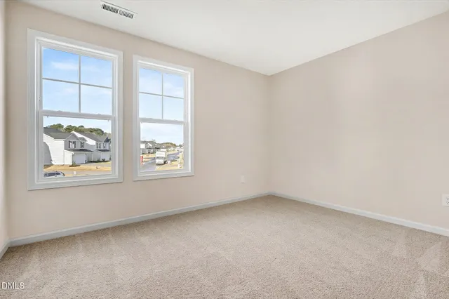 $319,950 | 45 East Emily Gardens Drive, Selma, NC 27576