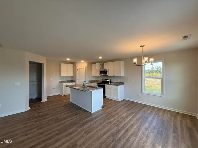 $319,950 | 45 East Emily Gardens Drive, Selma, NC 27576