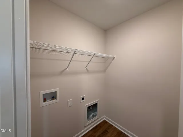 $319,950 | 45 East Emily Gardens Drive, Selma, NC 27576