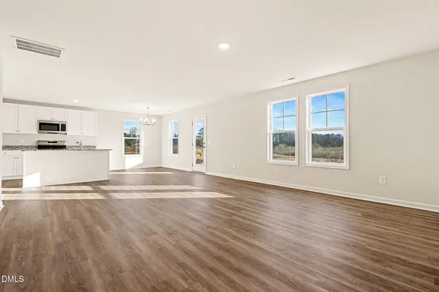 $319,950 | 45 East Emily Gardens Drive, Selma, NC 27576