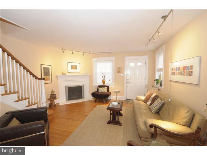 45 Chatham Road Ardmore, PA 19003 - Photo 3 of 19 Living Room