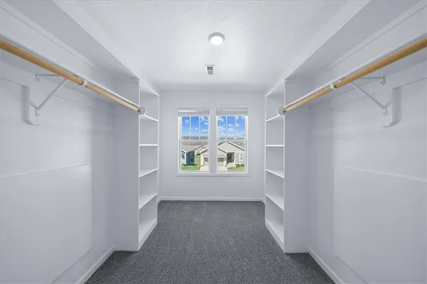 $430,000 | 6809 Prairie Lane, Parkville, MO 64152