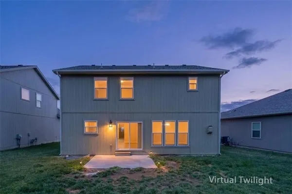 $430,000 | 6809 Prairie Lane, Parkville, MO 64152
