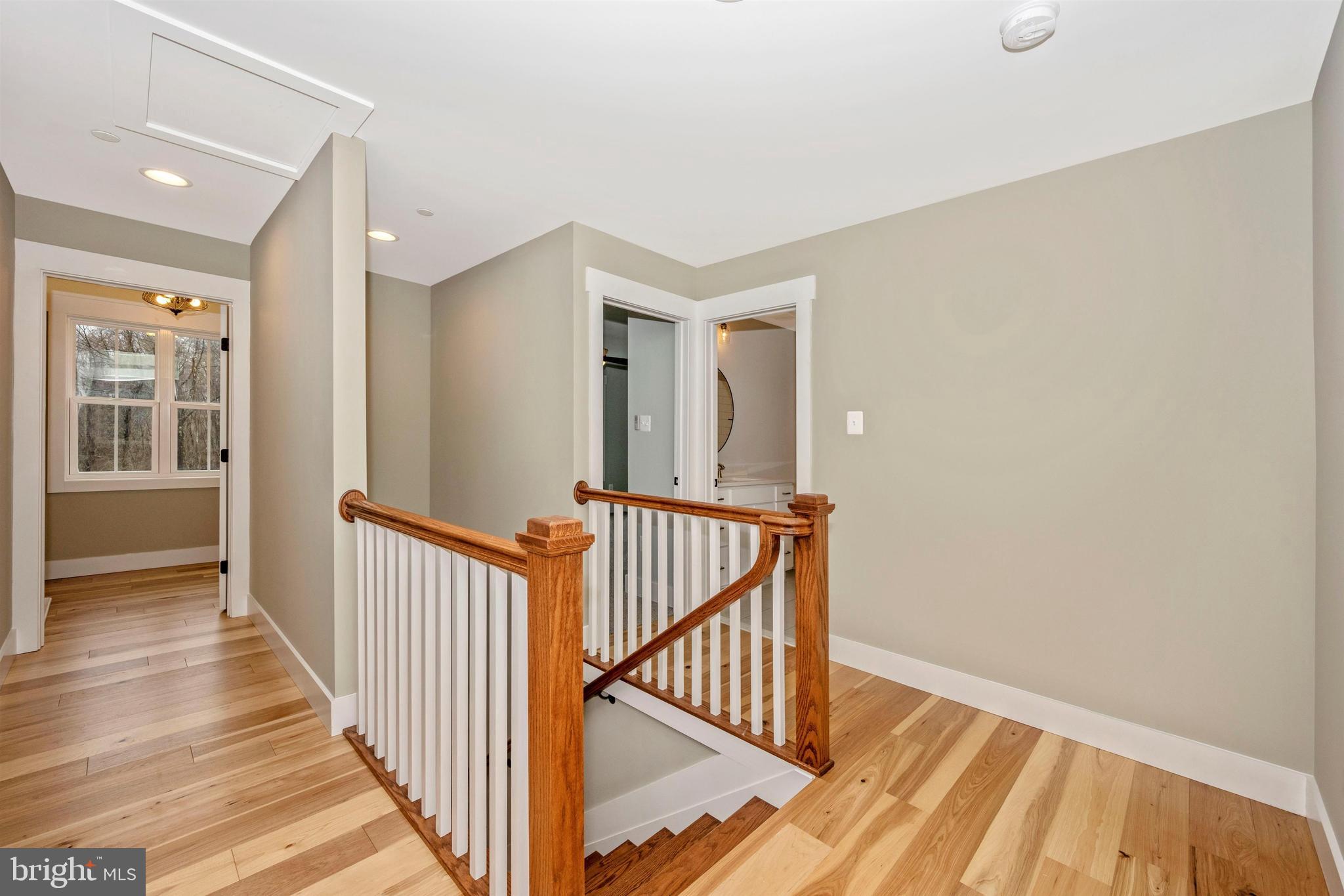 New London Road New Market, MD 21774 - Photo 39 of 68 a view of a hallway with wooden floor and windows