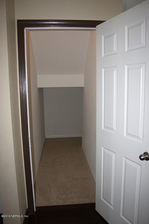 16313 Tisons Bluff Road Jacksonville, FL 32218 - Photo 12 of 73 Under stairs storage