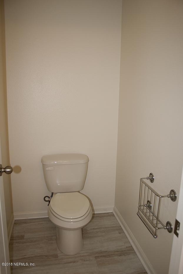 16313 Tisons Bluff Road Jacksonville, FL 32218 - Photo 39 of 73 Master toilet