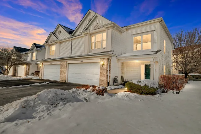 $280,000 | 460 Lancaster Drive, Pingree Grove, IL 60140